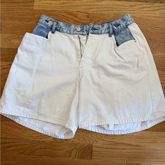 White Button-Up Shorts - Picture 5 of 6